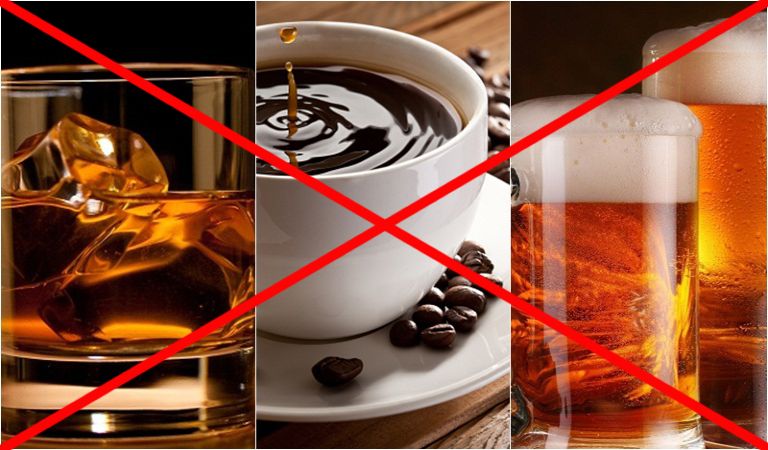 Uống cà phê và rượu bia sẽ khiến bệnh trầm trọng thêm