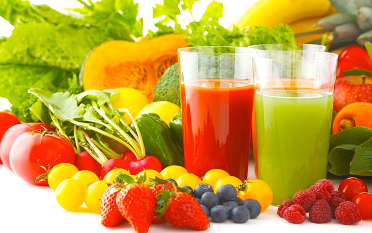 Nước ép rau quả giúp bổ sung dưỡng chất và bảo vệ dạ dày rất tốt
