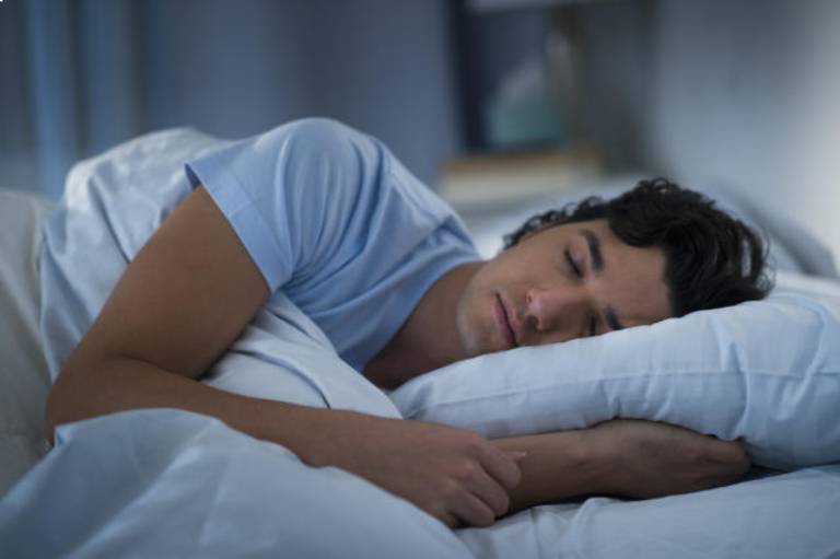 Cương dương khi ngủ nói gì về sức khỏe nam giới 