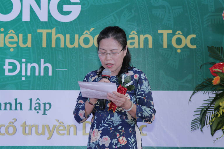 Tiến sĩ Nguyễn Thị Vân Anh phát biểu trong lễ ra mắt