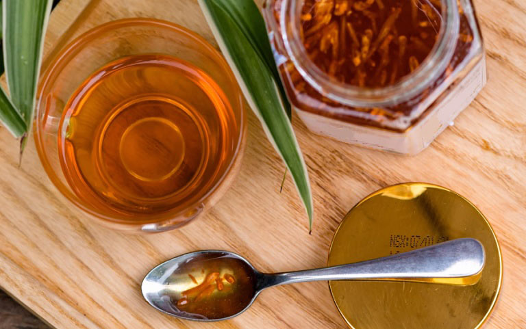 Trùng thảo ngâm mật ong giúp bảo toàn giá trị dinh dưỡng cao