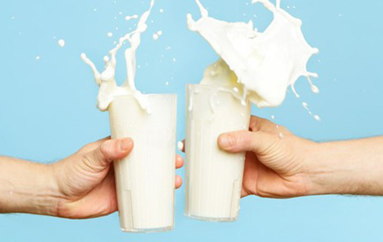Các loại sữa nên và không nên uống khi bị bệnh gout